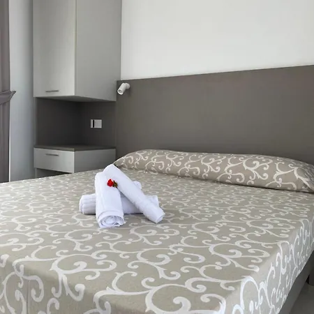 Acrita Rooftop 公寓 赞布隆内